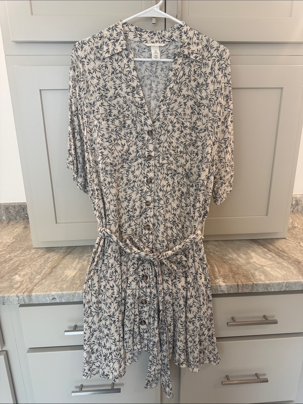 H&M Cream and Navy Floral Button-Front Mini Dress